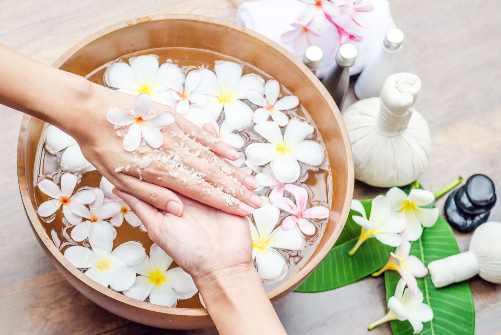 Hydration and Detox: The Role of Spa Treatments in Cleansing