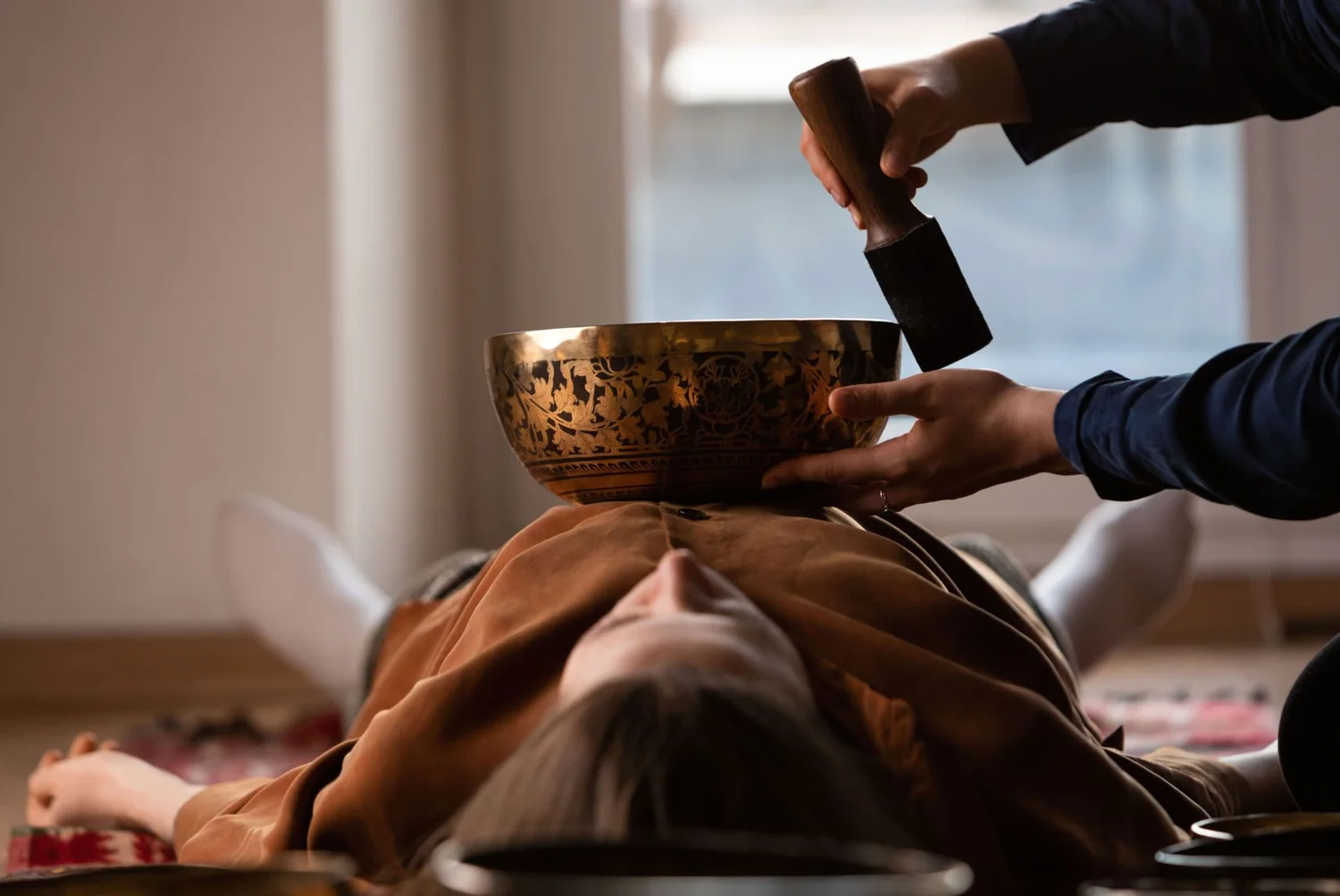 How Sound Therapy and Singing Bowls Are Transforming Bangkok’s Spa Scene