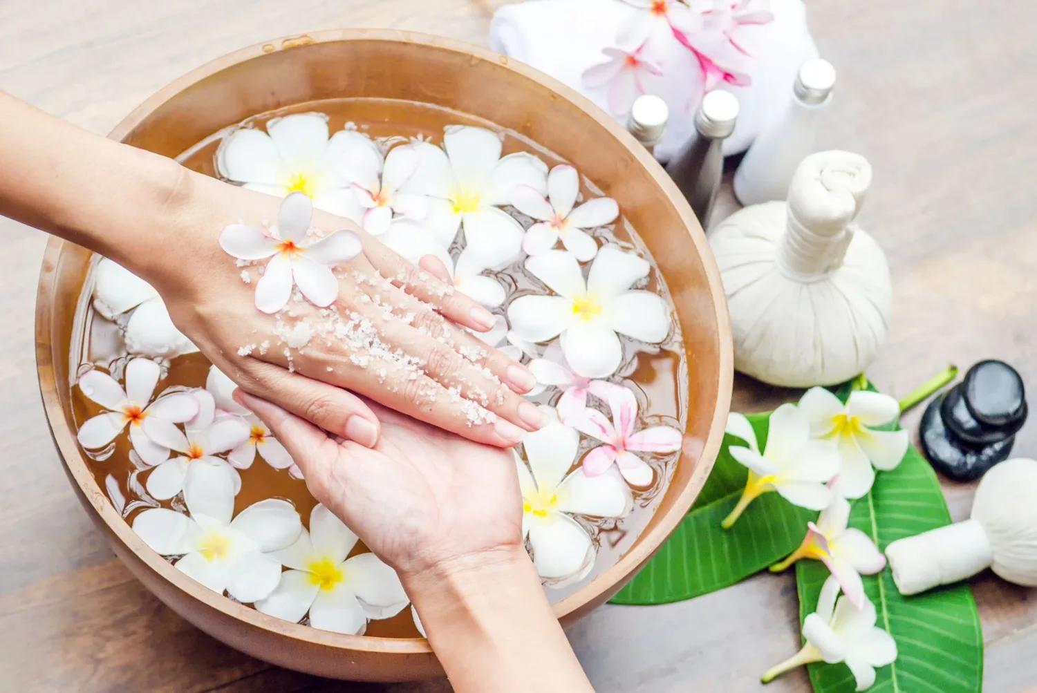 Hydration and Detox: The Role of Spa Treatments in Cleansing