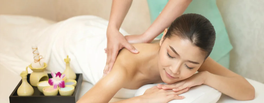 Center Point Massage & Spa — สยามสแควร์ ซอย 3